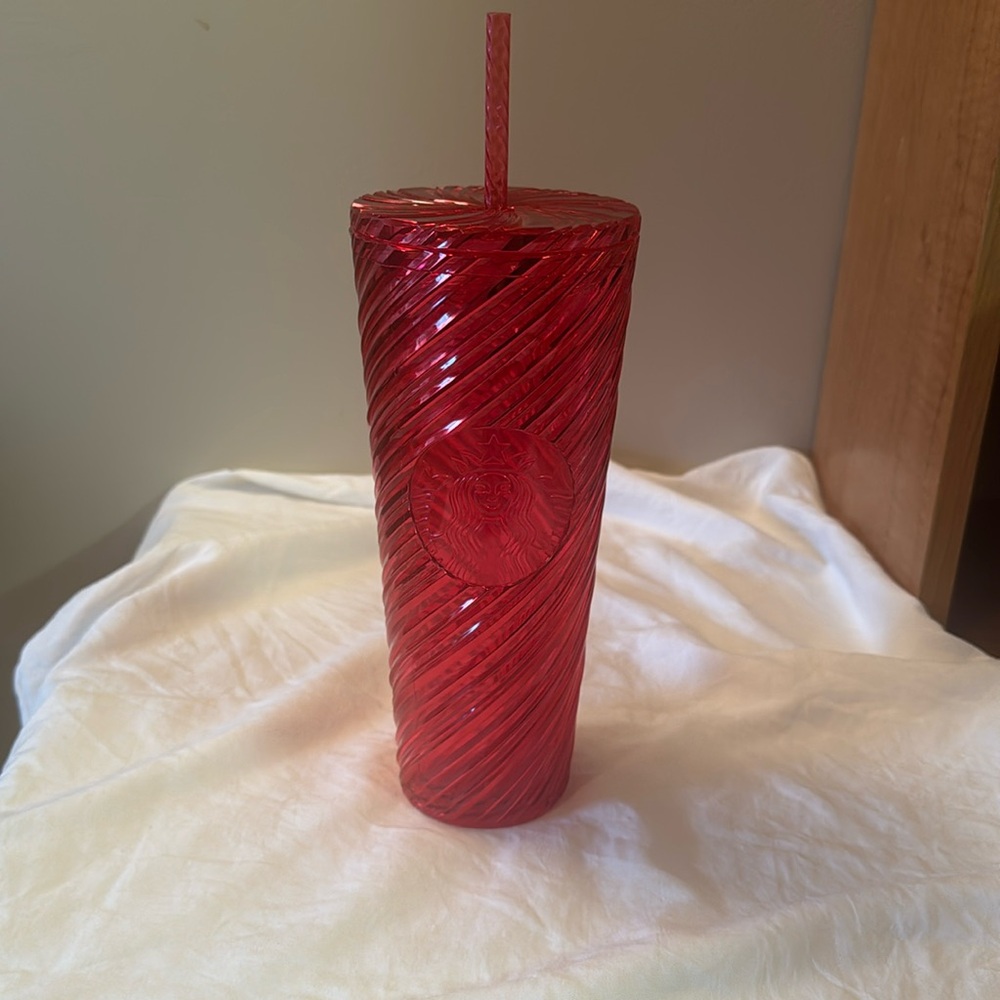 Starbucks Holiday 2024 Red Swirl Stripe Venti 24oz Christmas Winter Tumbler NEW